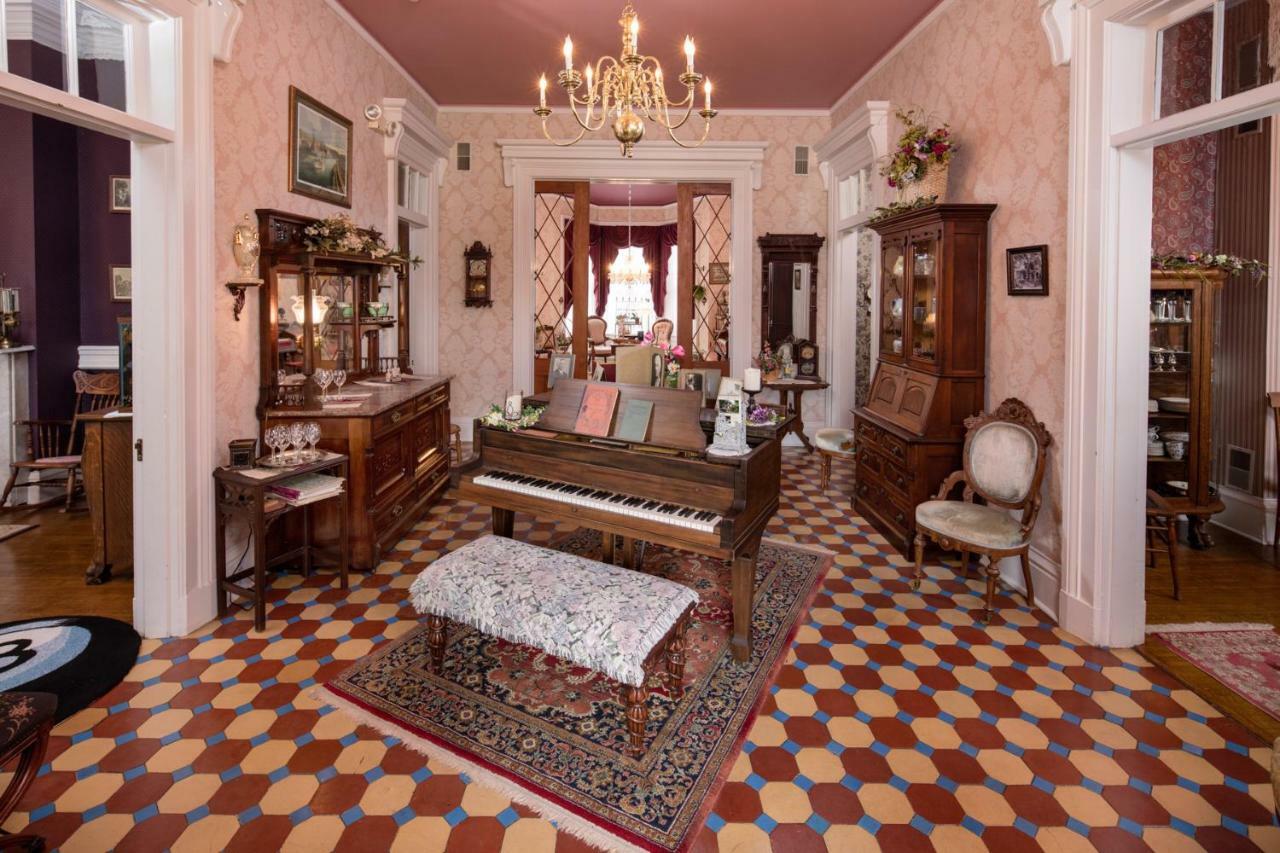 לינה וארוחת בוקר גלנה The Steamboat House מראה חיצוני תמונה